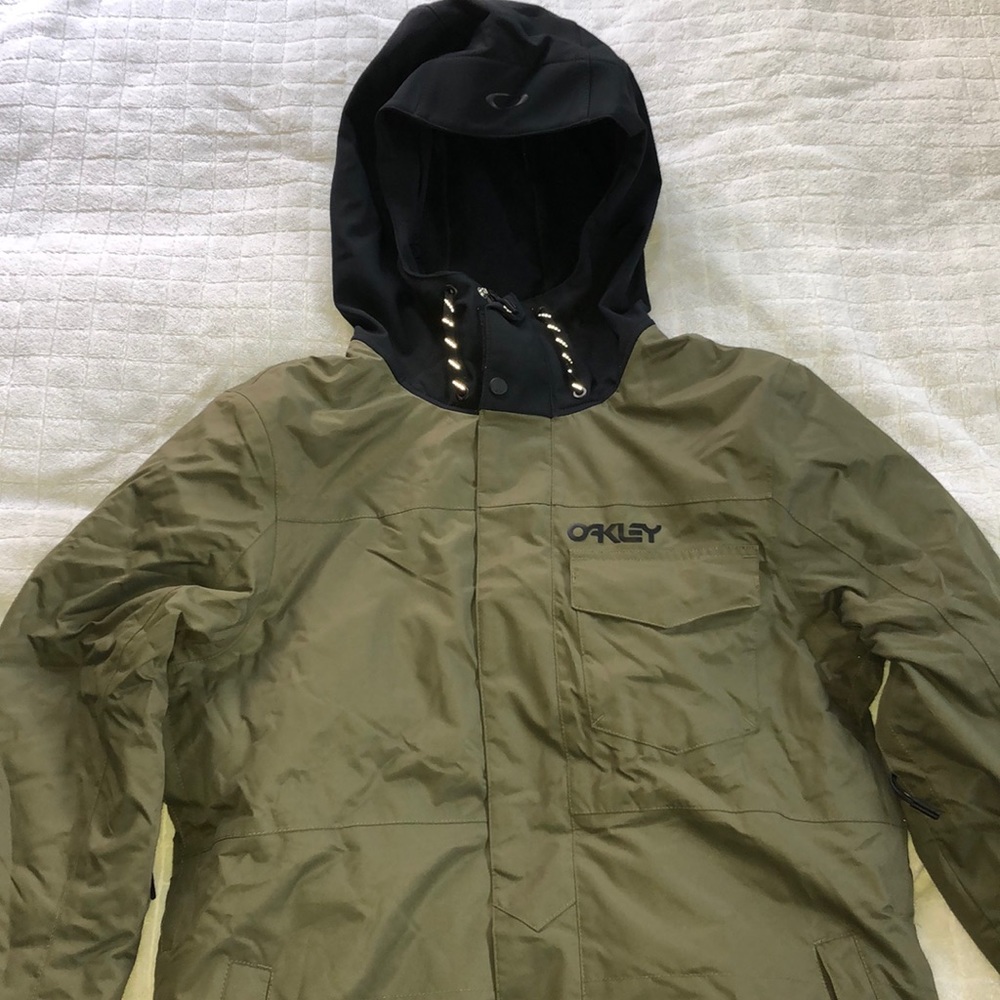Oakley Division Olive BioZone 10K Snowboard Jacket